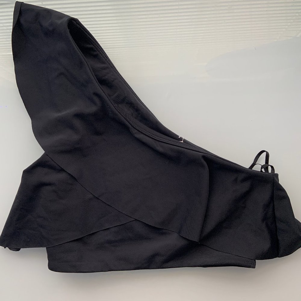 Aritzia one shoulder top